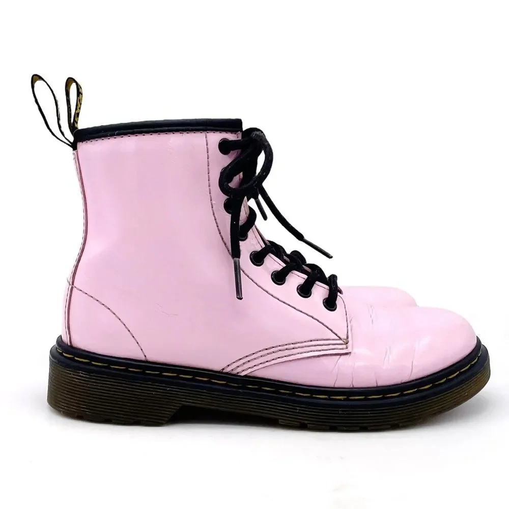 Dr. Martens Junior 1460 8-Eye Combat Boot Light Pastel Pink Leather Girls Size 2